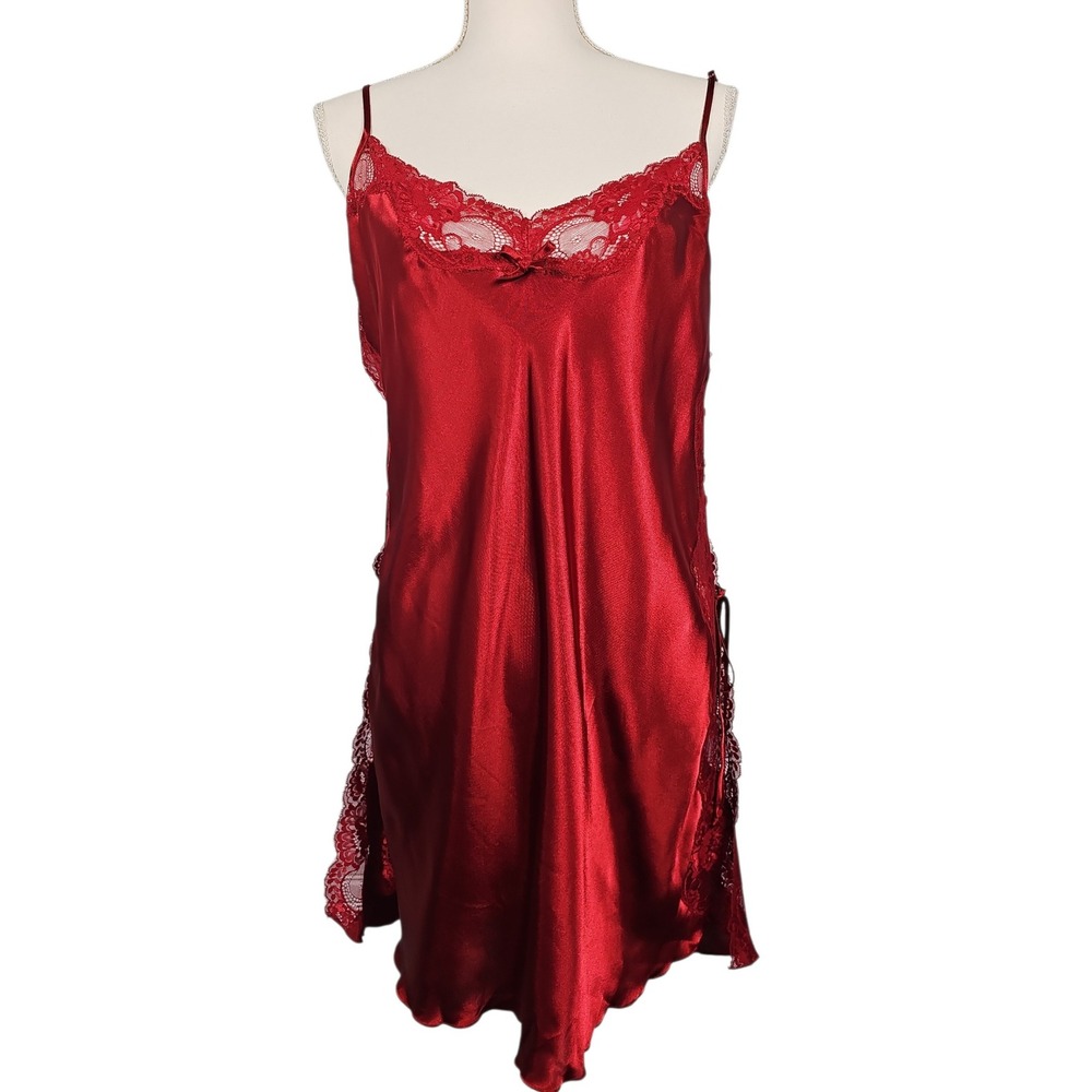 Torrid Chemise Nightgown Red Satin Lace Trim Side Lace Up Women 2X (Torrid 2)